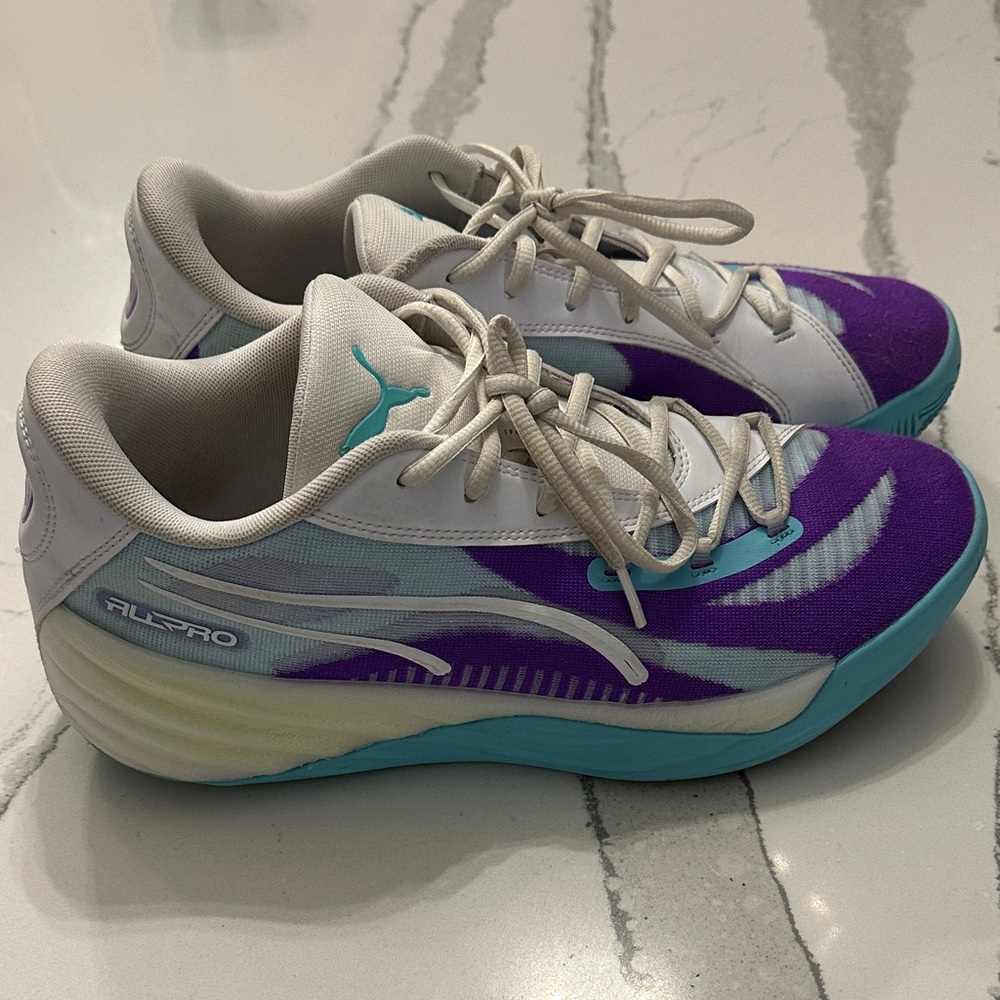 Puma Men's White and Purple Athletic Shoes